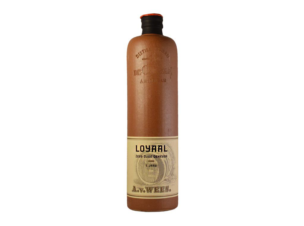 Loyal to tradition, matured 5 years on oak