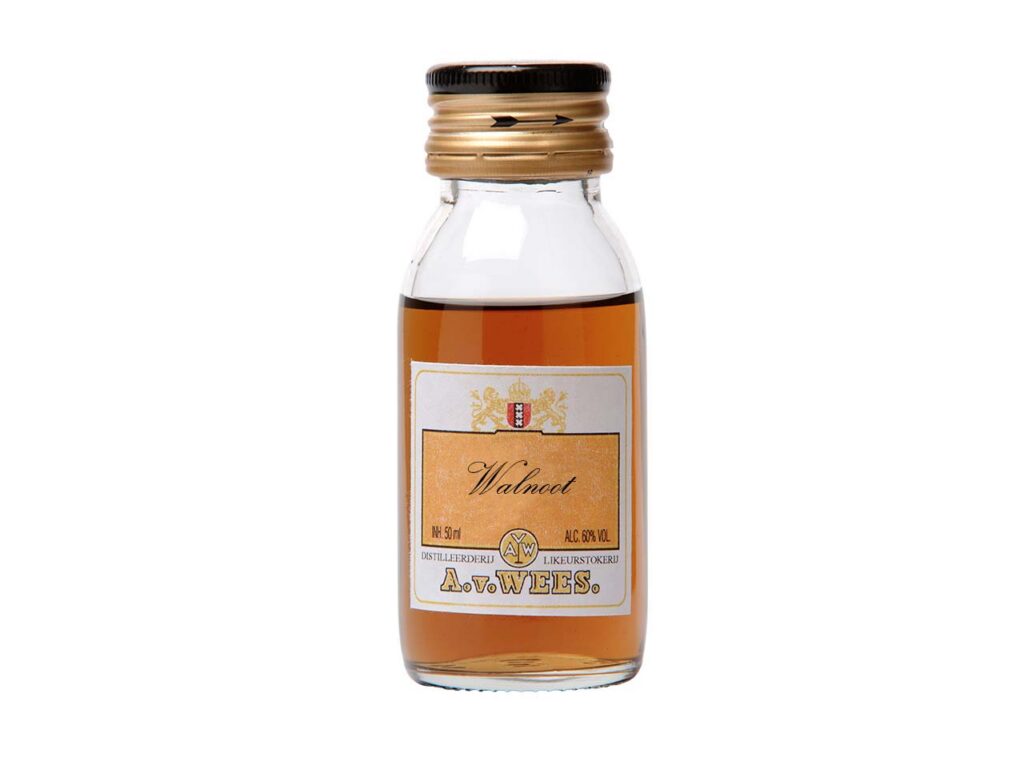 Walnoot Likeur – miniatuur